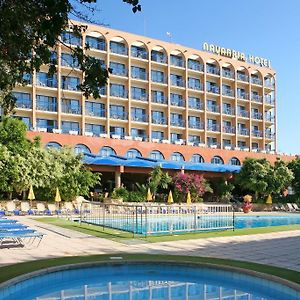 Navarria Hotel